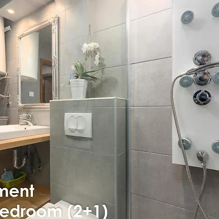 Apartment Glamour *